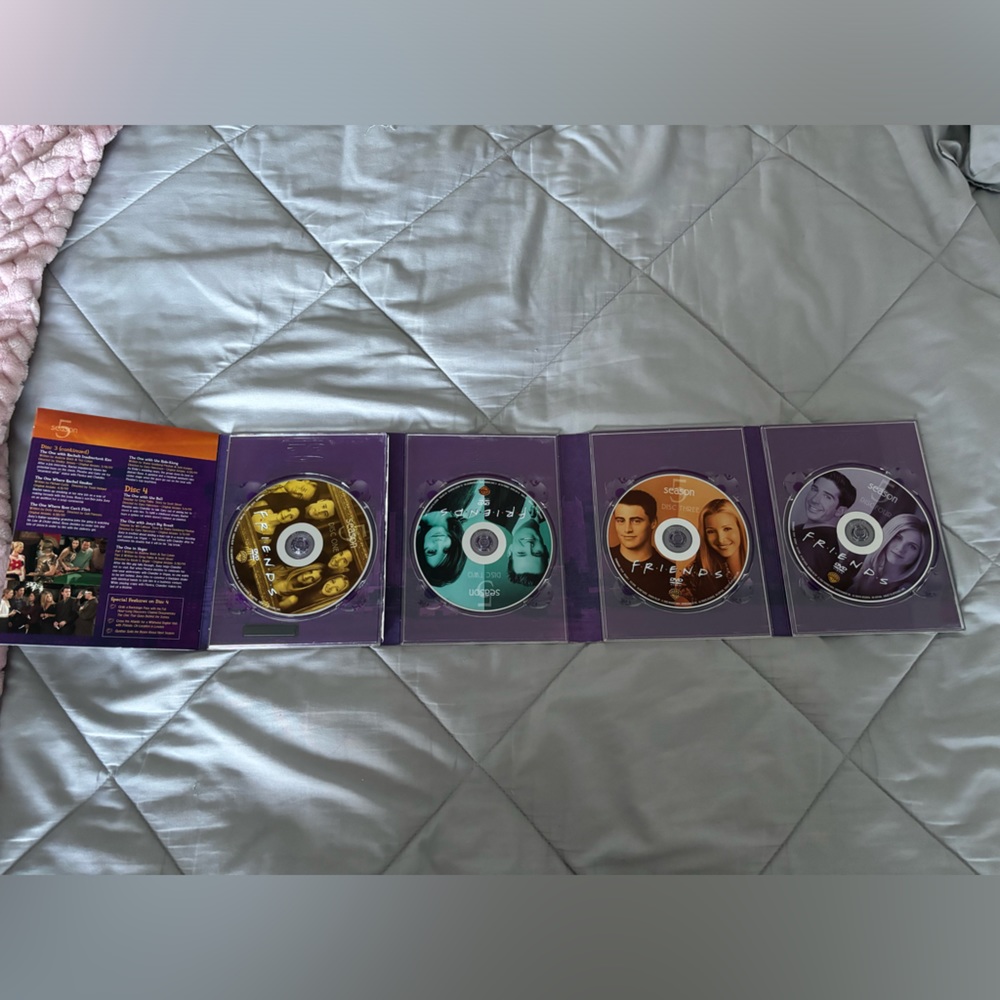 Friends seasons 1-6, 8-10 DVD’s EUC - Picture 12 of 17